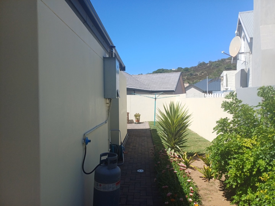 3 Bedroom Property for Sale in Stilbaai Wes Western Cape